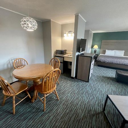 Countryside Inn & Suites Omaha East-Council Bluffs Ia Δωμάτιο φωτογραφία