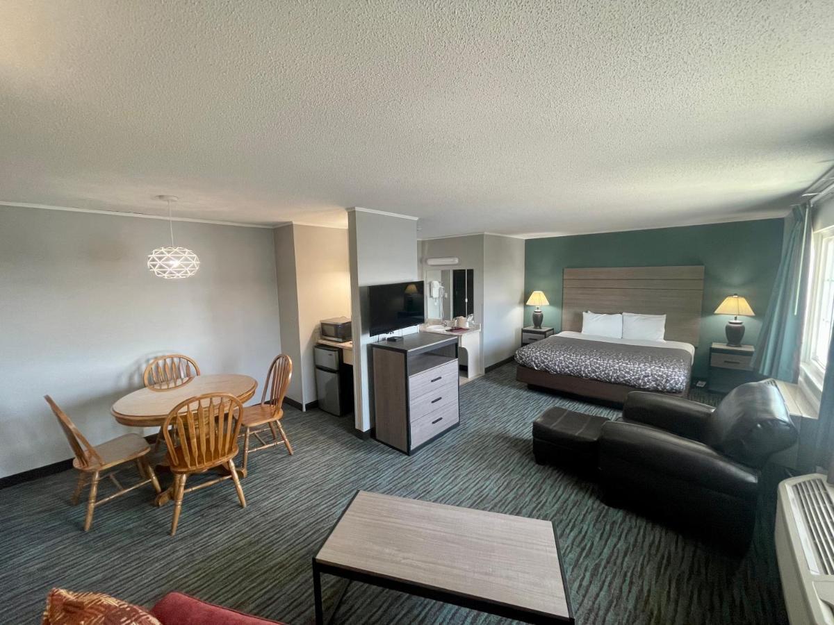 Countryside Inn & Suites Omaha East-Council Bluffs Ia Εξωτερικό φωτογραφία